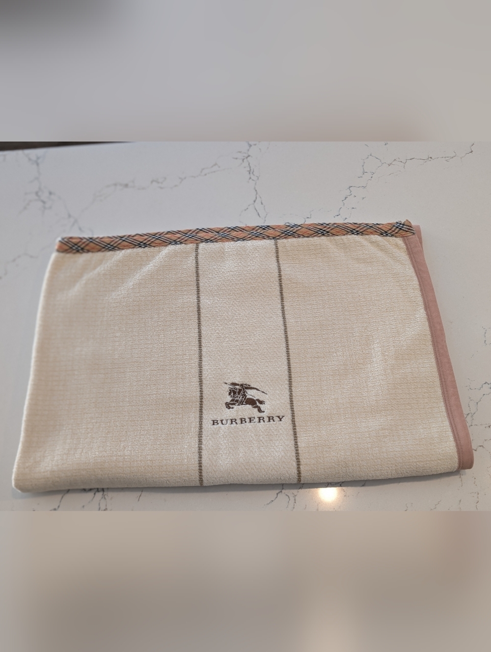 Burberry Nova Check Blanket - EUC - Cream 77x54 Inches - Picture 15 of 16
